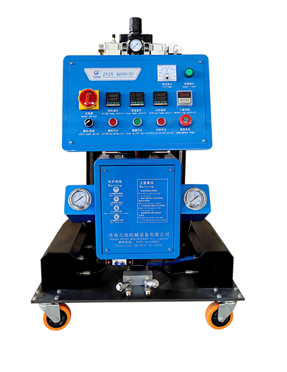 聚氨酯發(fā)泡設(shè)備_JNJX-Q2600(D)型
